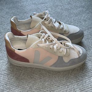 Veja women’s sneakers